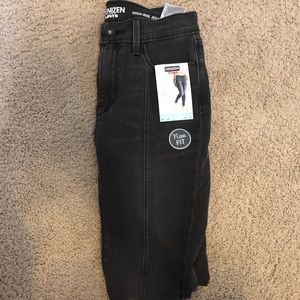 black levi jeans